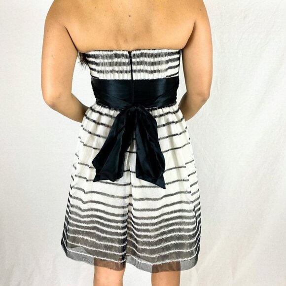 BCBGMAXAZRIA White Black Strapless Dress - Picture 5 of 8